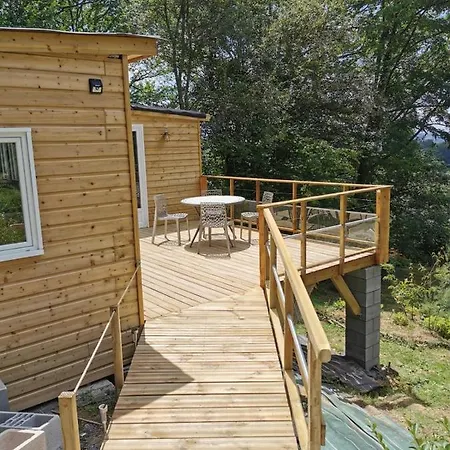 Le Lodge Sur Pilotis Fichous-Riumayou Exterior photo